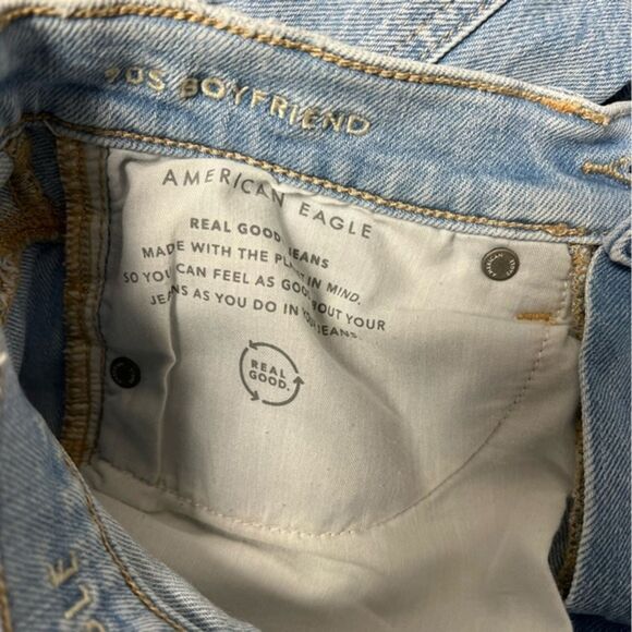 American Eagle Jean 90s Boyfriend Distressed Ripped High Rise Button Fly Size 00 - Picture 6 of 6